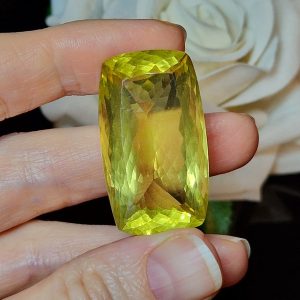 Природный лимонный кварц багет 37х21 мм