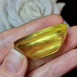 Природный лимонный кварц 88 кт