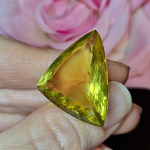 Природный лимонный кварц 30 кт