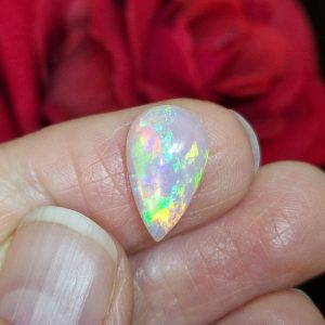 Природный эфиопский опал 2,23 кт