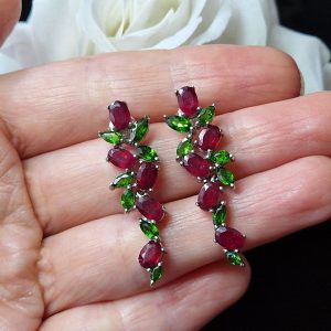 Серьги серебро природный рубин + хромдиопсид