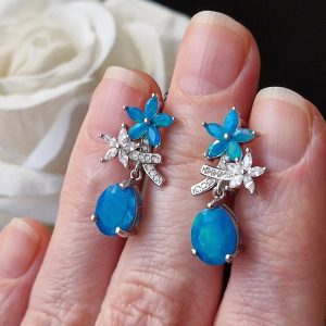 Серьги серебро натуральный голубой опал