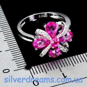 Кольцо серебро природный розовый топаз